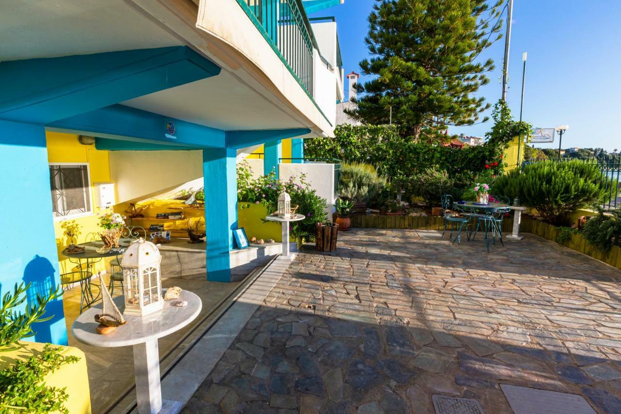 Iris Apartments Chrani Esterno foto