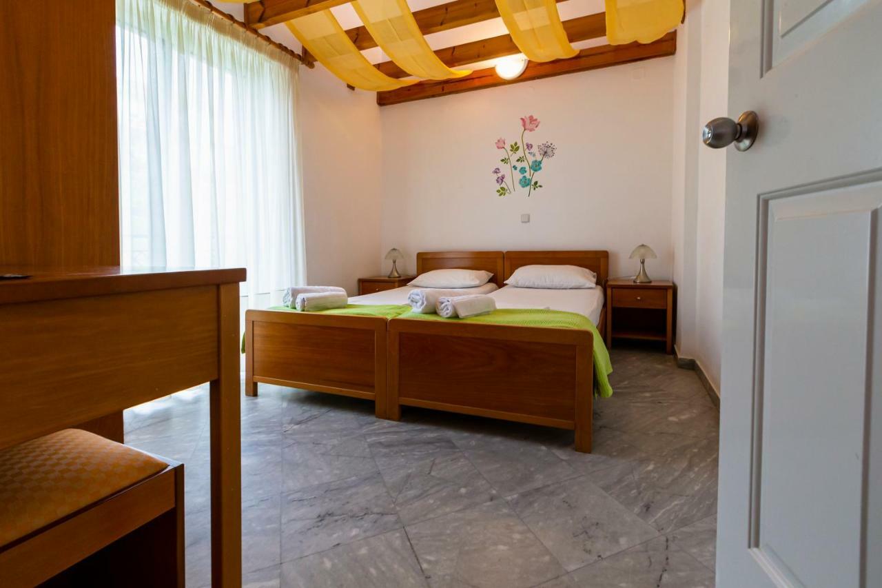 Iris Apartments Chrani Esterno foto